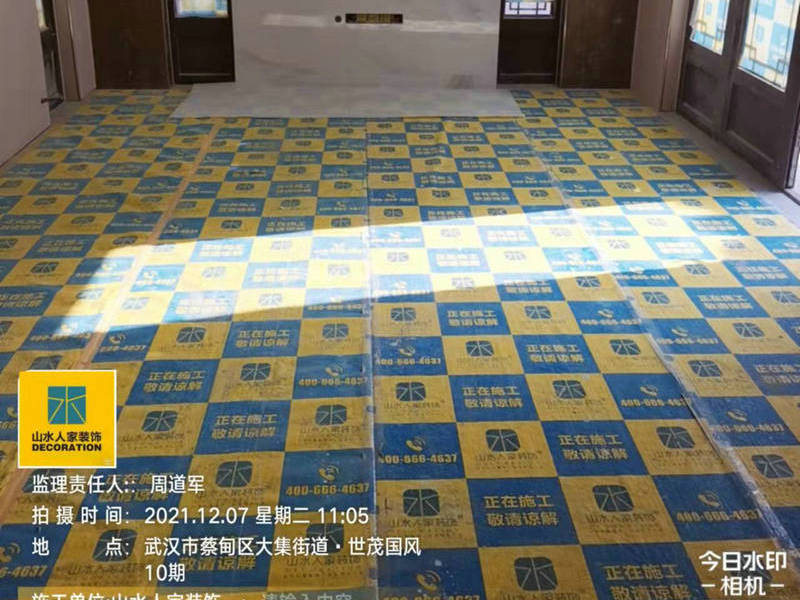 武汉世贸国风10期装修工地安装验收