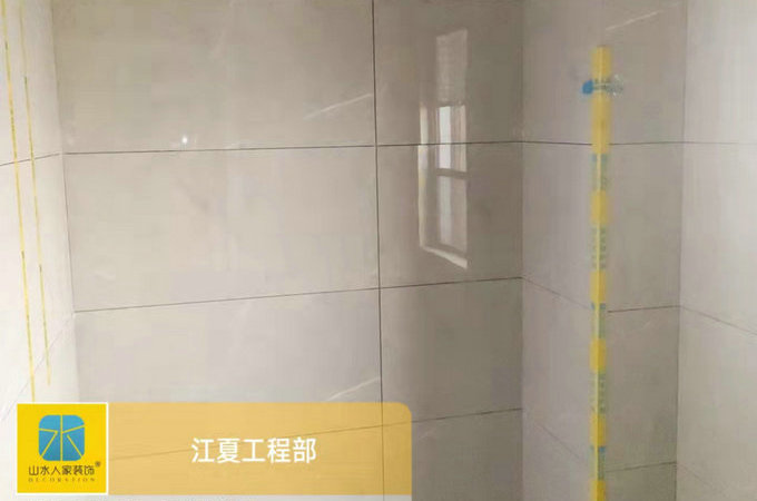 金茂玺悦装修工地油工施工巡检