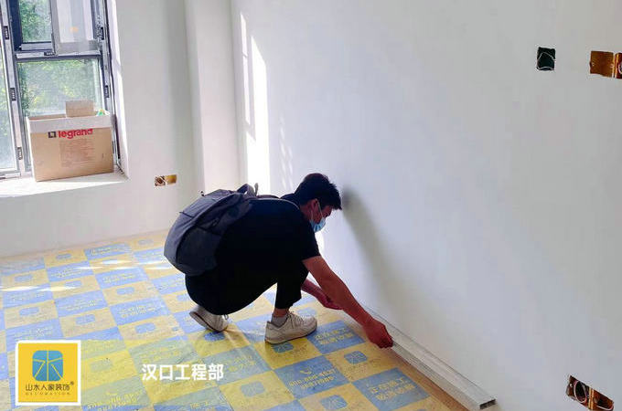 绿色家园21栋装修工地油漆施工