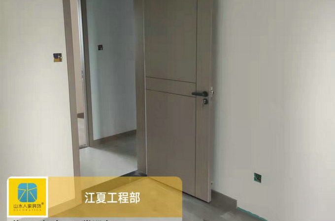 金茂玺悦装修工地主材安装巡检