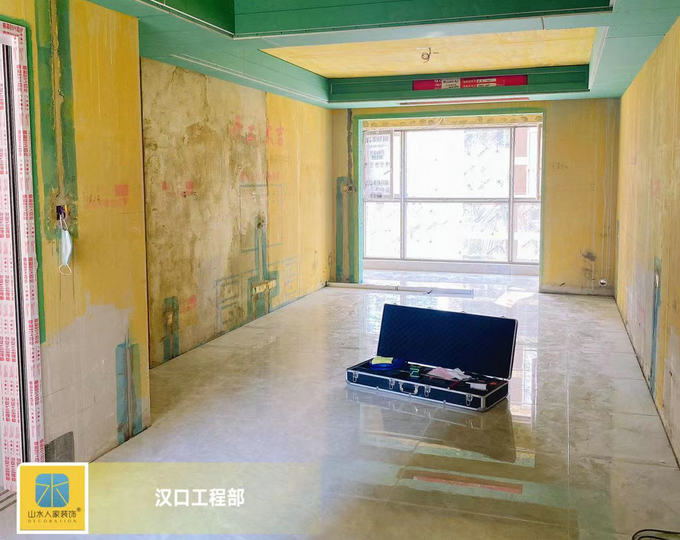 铁建江语城6栋装修工地泥木工程验收