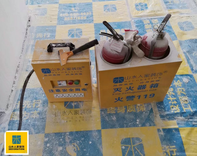 地铁盛观尚城13栋油漆工程验收
