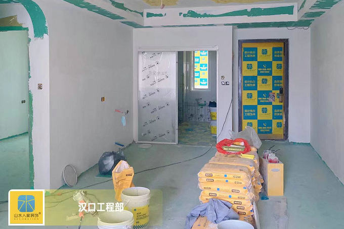 远洋万和四季5栋装修工地油漆施工