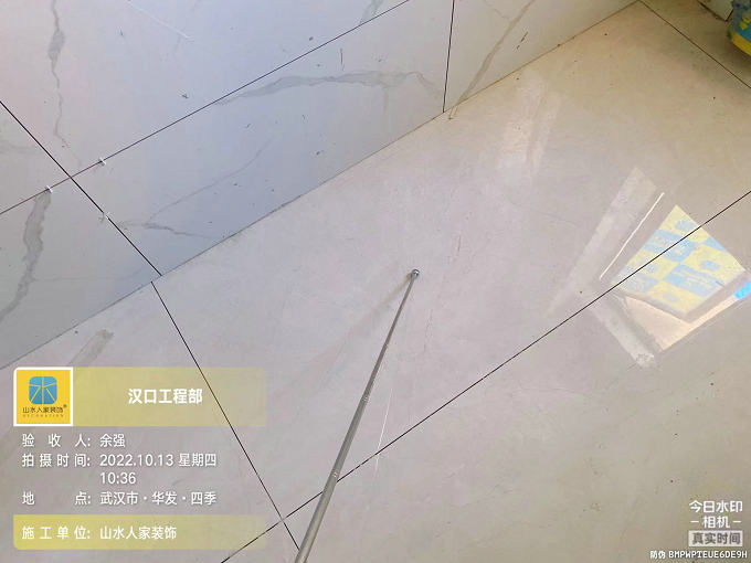华发四季装修工地泥木工程验收
