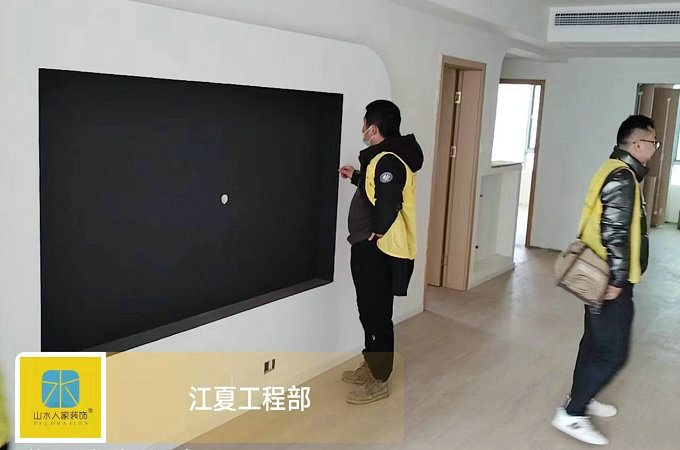 万科城市之光小区装修工地巡检